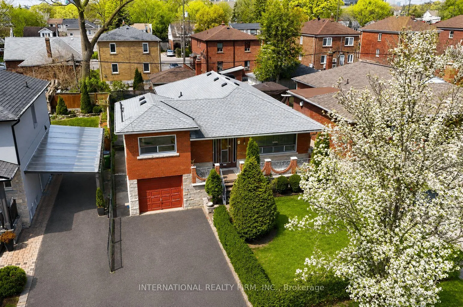 Photo 1 of 24 Morgan Avenue, Etobicoke, Stonegate-Queensway — HOMEH