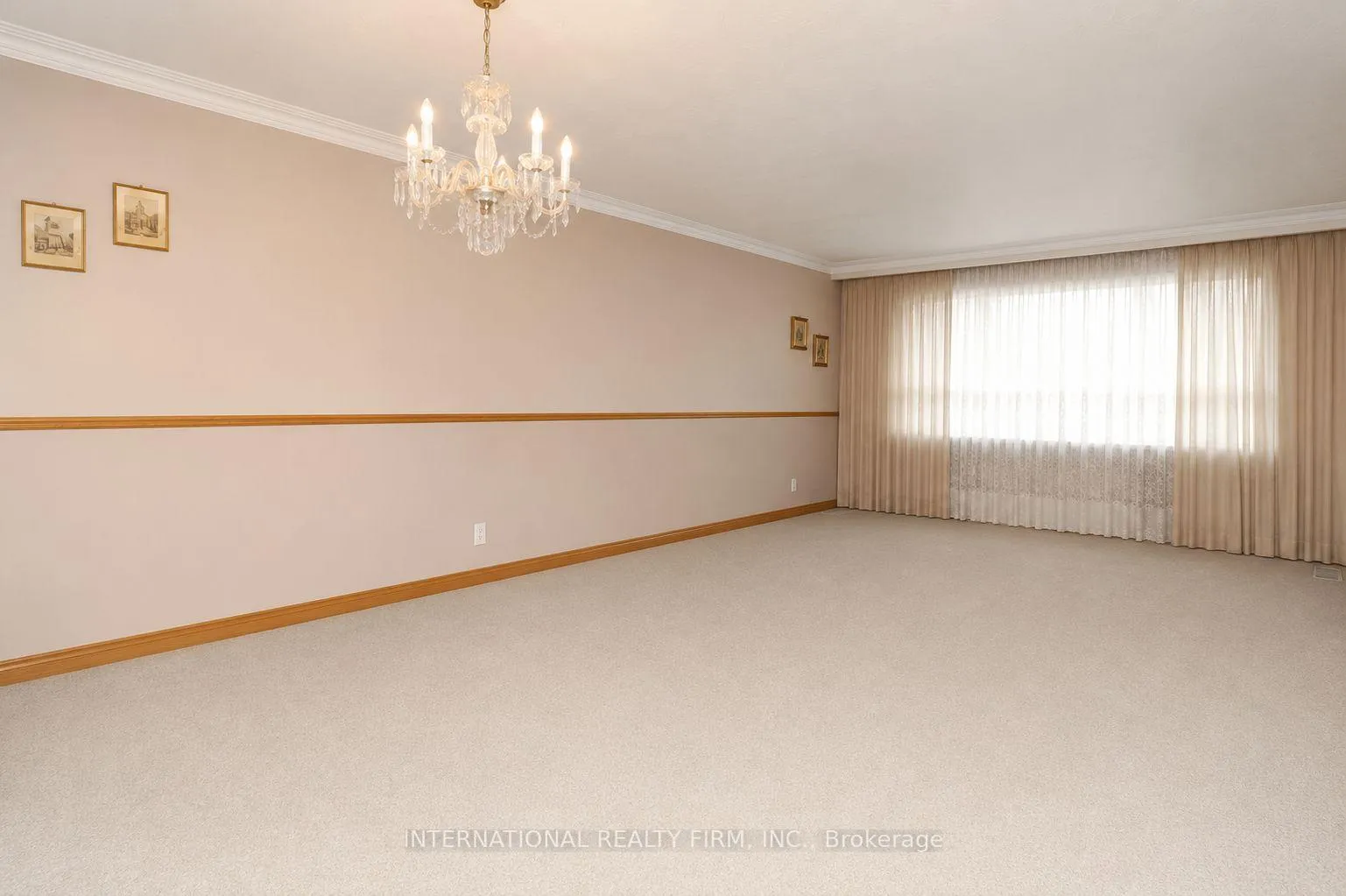 Photo 9 of 24 Morgan Avenue, Etobicoke, Stonegate-Queensway — HOMEH