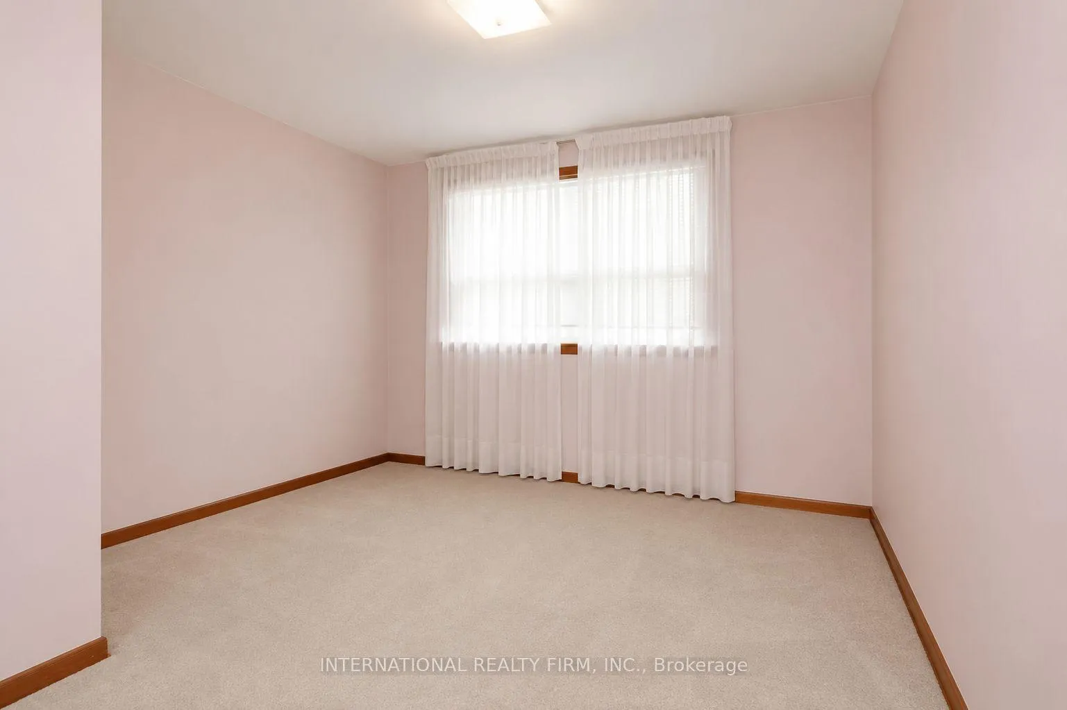 Photo 19 of 24 Morgan Avenue, Etobicoke, Stonegate-Queensway — HOMEH