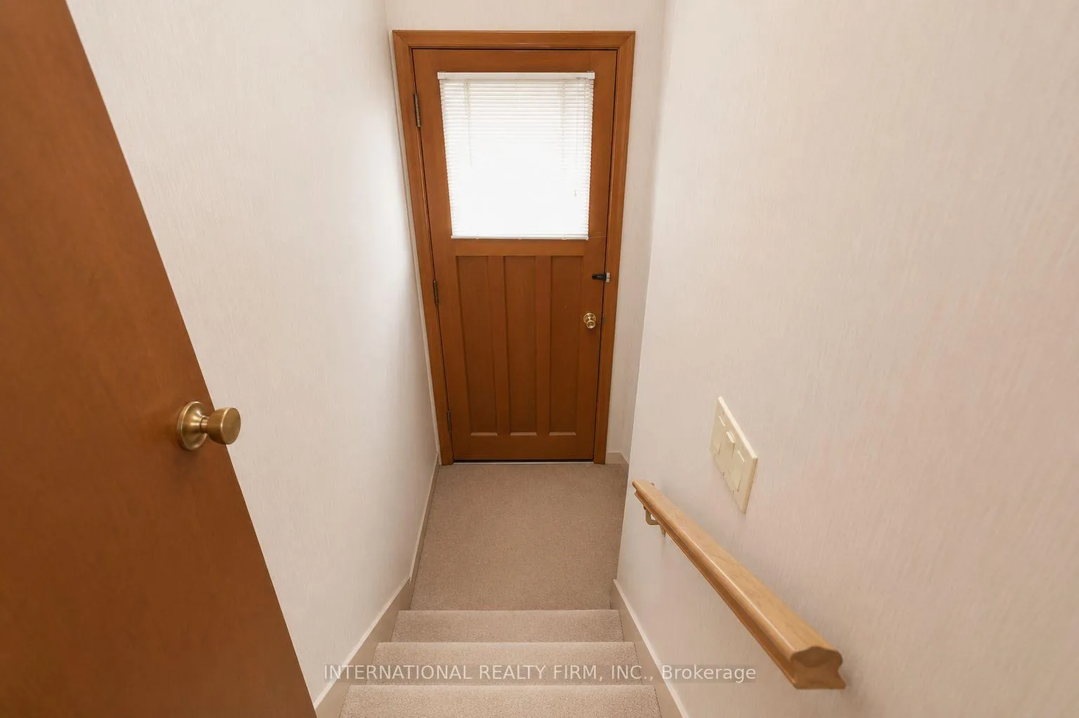 Photo 21 of 24 Morgan Avenue, Etobicoke, Stonegate-Queensway — HOMEH