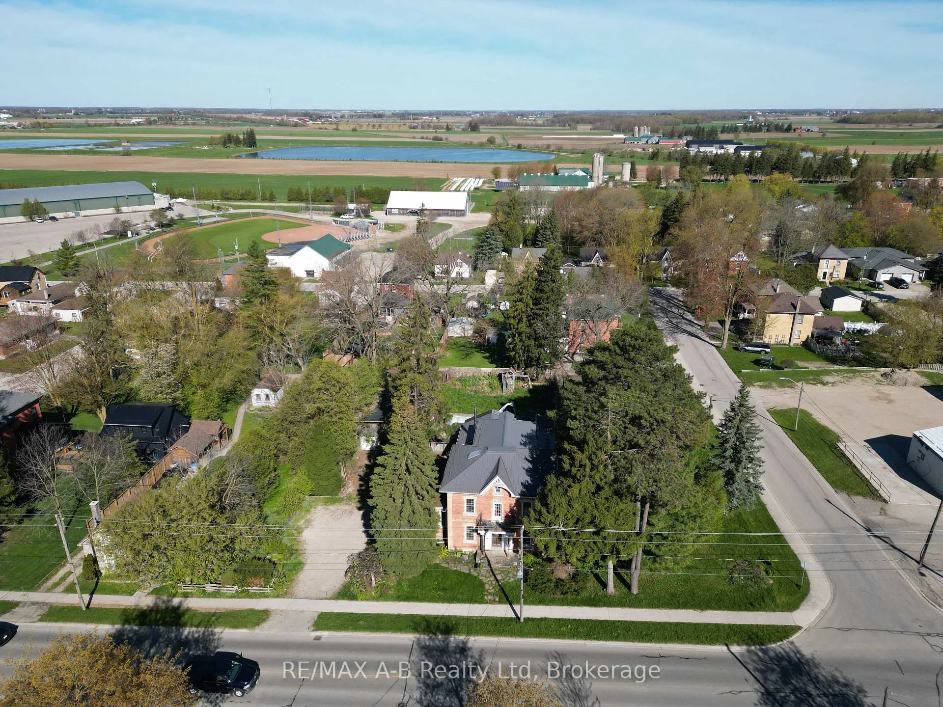 Photo 2 of 46 Main Street S, Perth East, Milverton — HOMEH