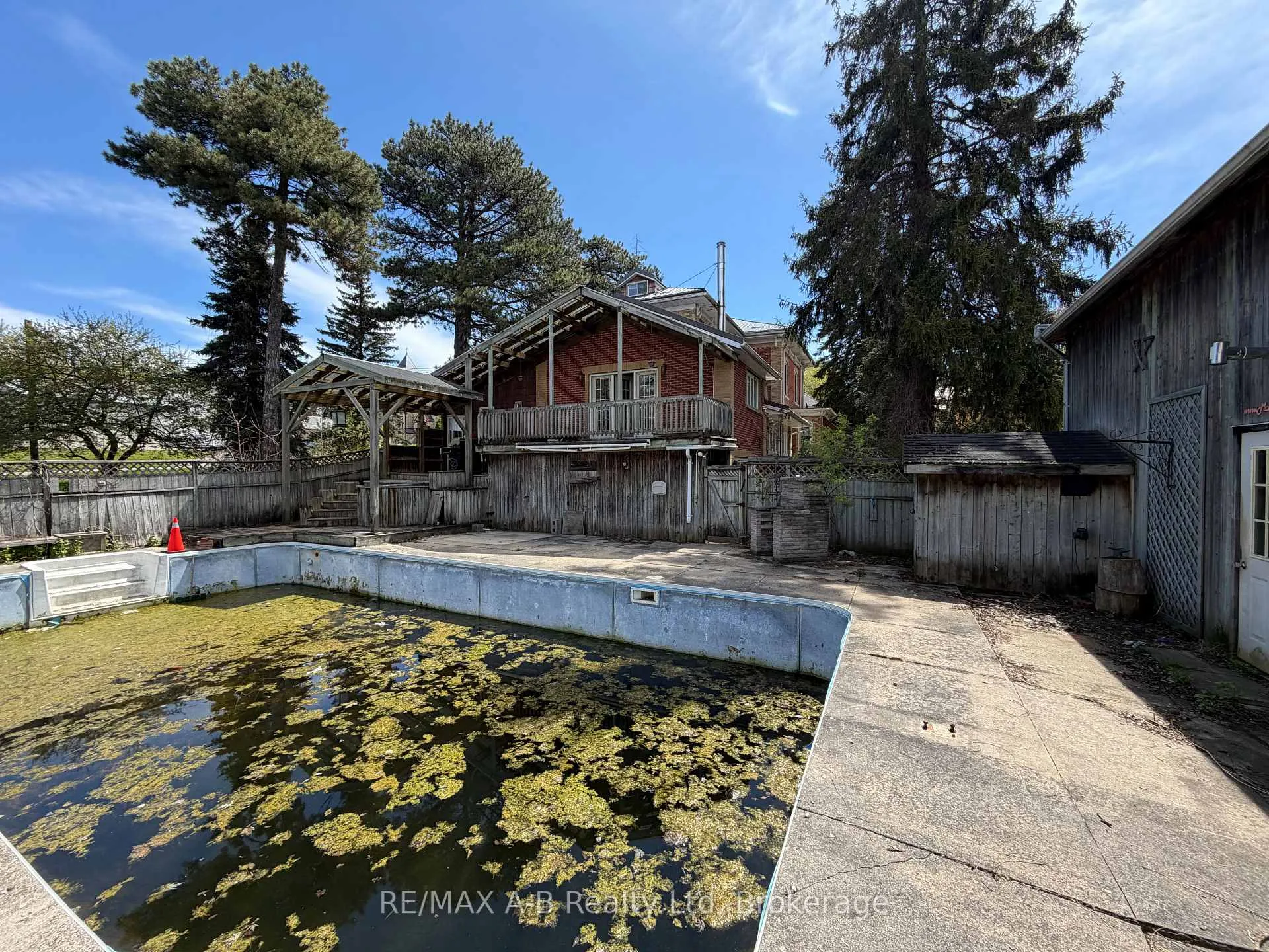 Photo 15 of 46 Main Street S, Perth East, Milverton — HOMEH