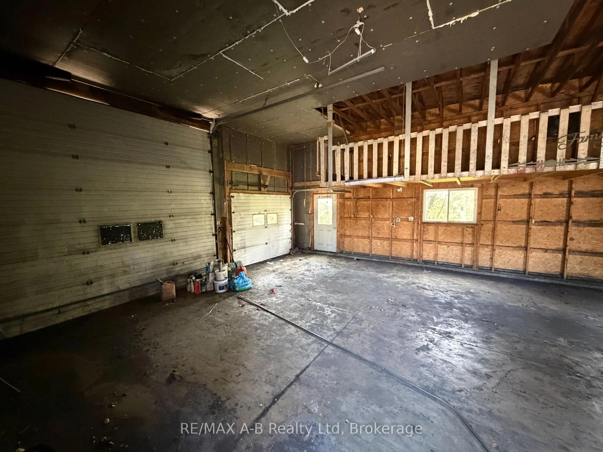 Photo 16 of 46 Main Street S, Perth East, Milverton — HOMEH
