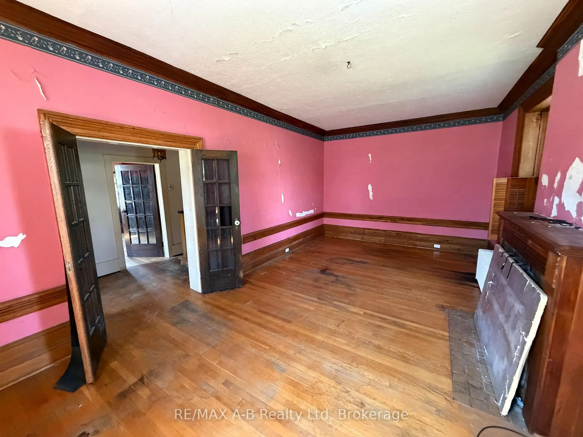 Photo 28 of 46 Main Street S, Perth East, Milverton — HOMEH