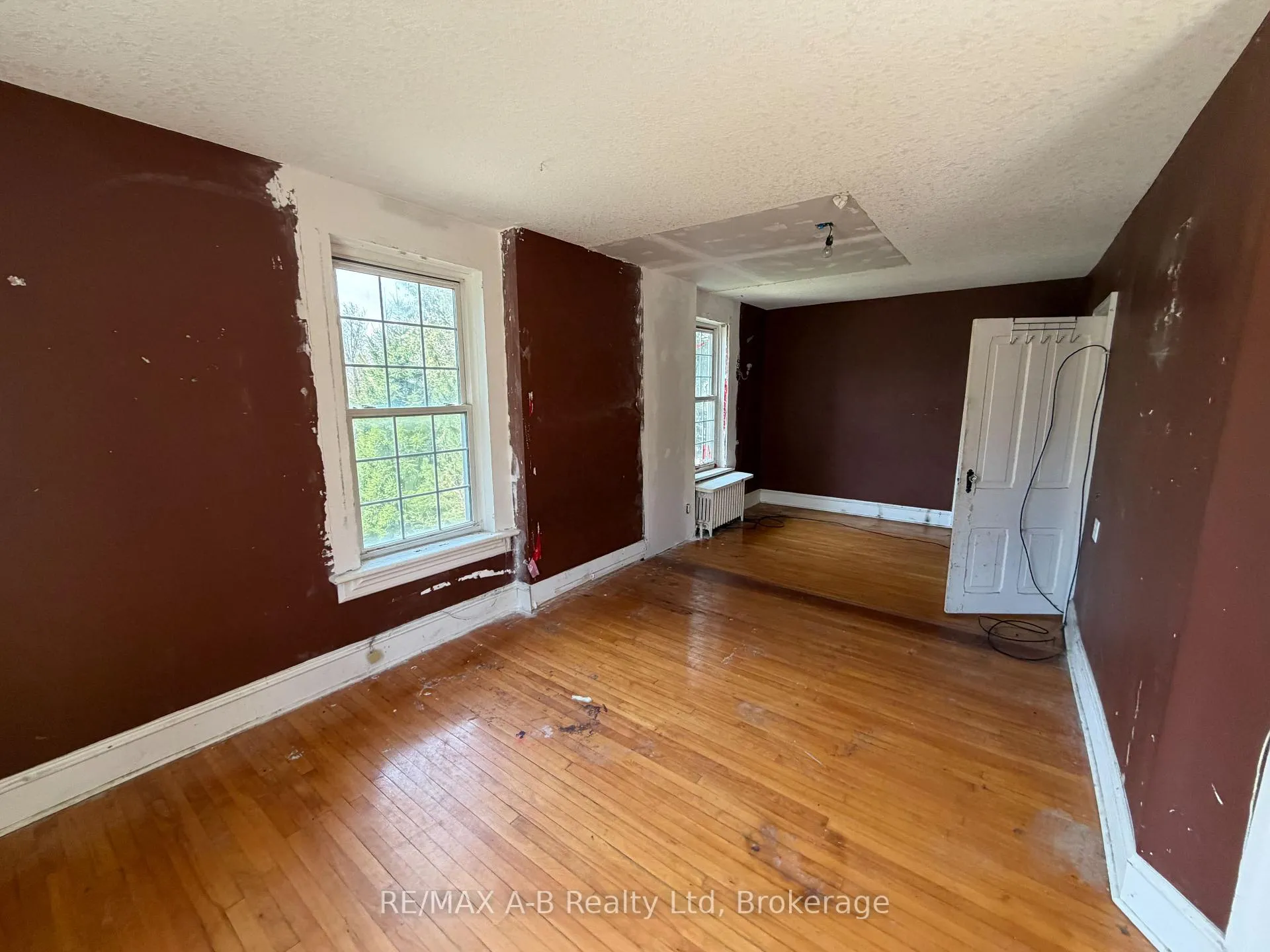 Photo 37 of 46 Main Street S, Perth East, Milverton — HOMEH