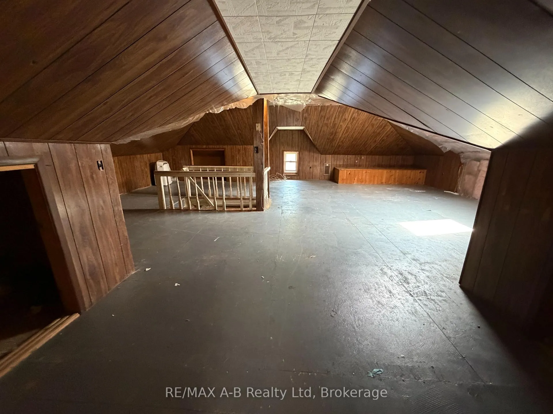 Photo 41 of 46 Main Street S, Perth East, Milverton — HOMEH