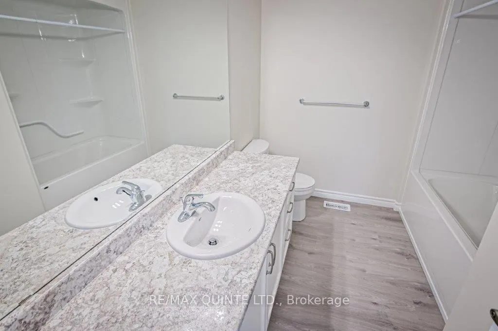 Photo 13 of Unit B, 74 Riverstone Way, Belleville, Thurlow Ward — HOMEH
