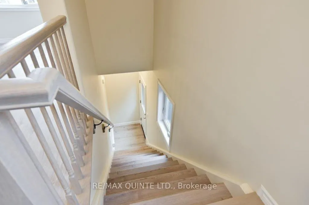 Photo 14 of Unit B, 74 Riverstone Way, Belleville, Thurlow Ward — HOMEH