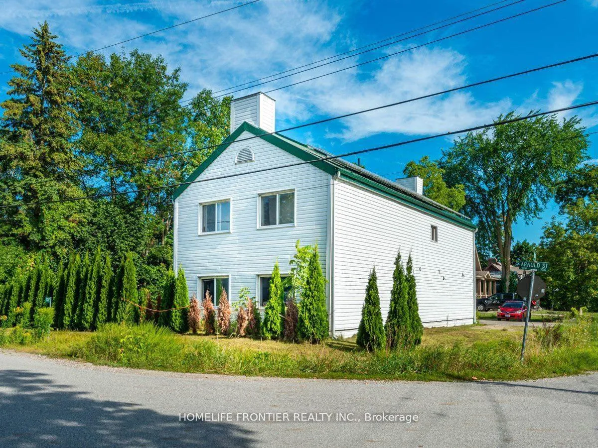Photo 1 of Unit 2, 1015 Arnold Street, Innisfil, Rural Innisfil — HOMEH
