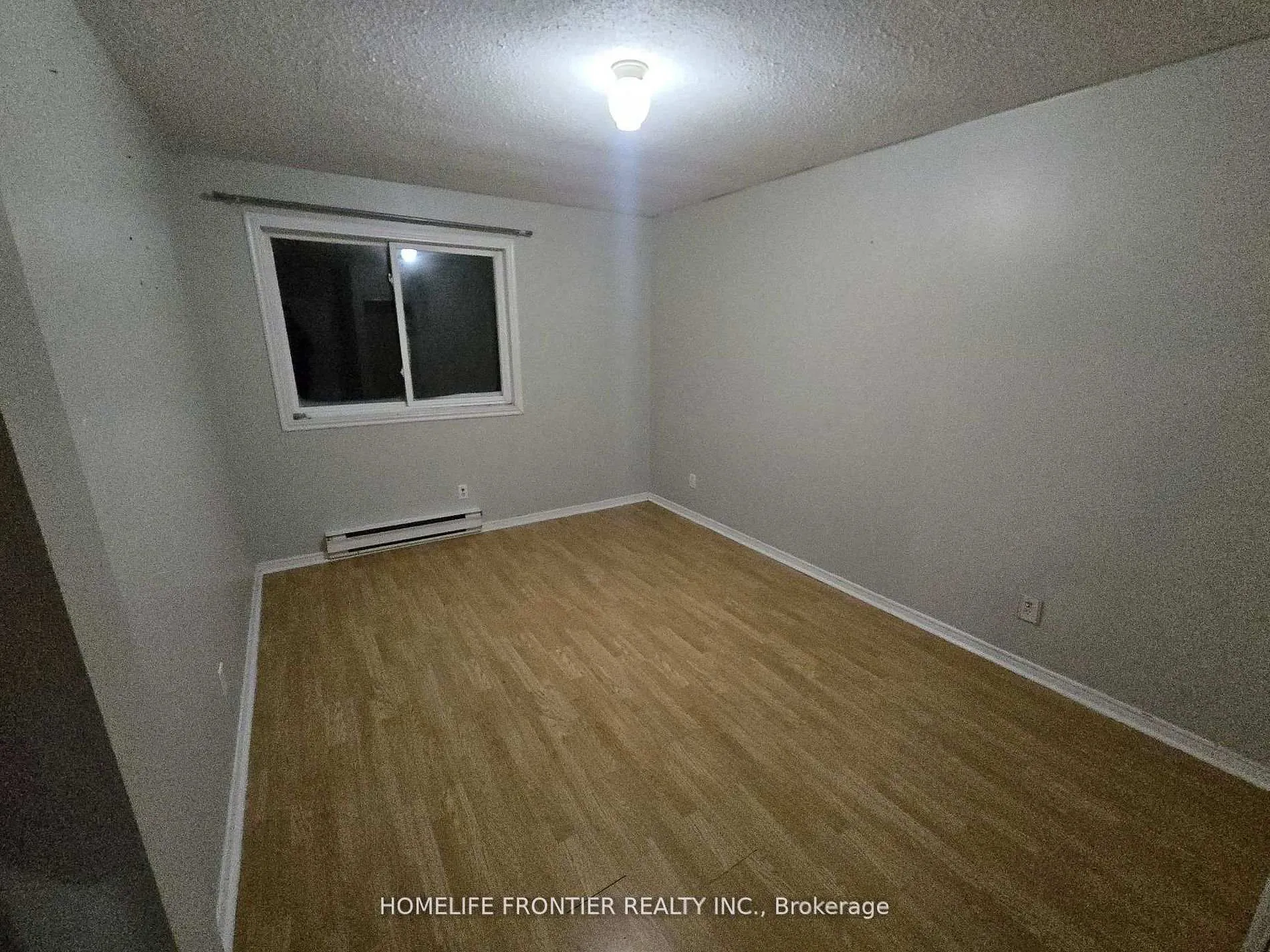 Photo 10 of Unit 2, 1015 Arnold Street, Innisfil, Rural Innisfil — HOMEH