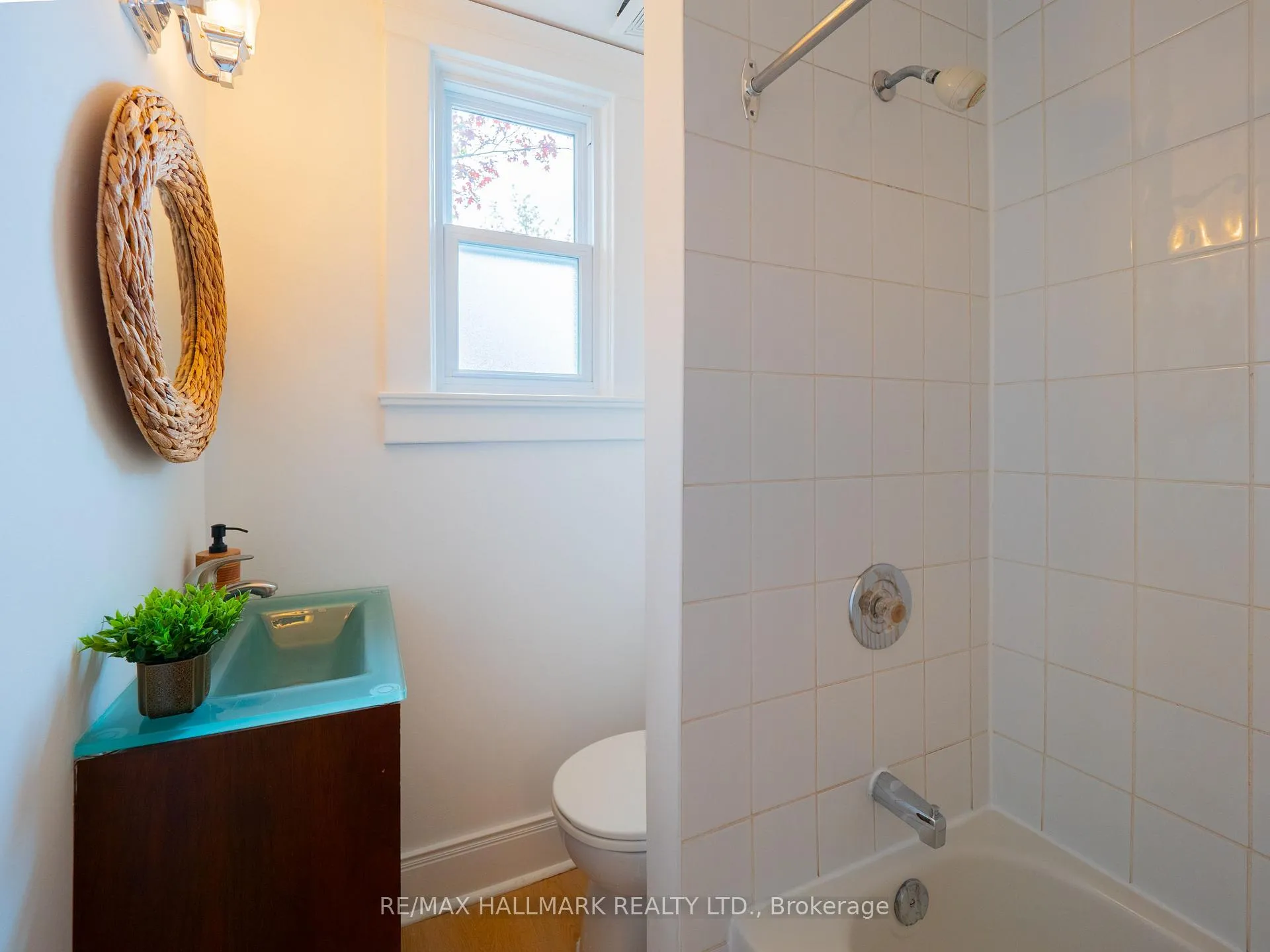 Photo 30 of 49 Fulton Avenue, Toronto, Playter Estates-Danforth — HOMEH