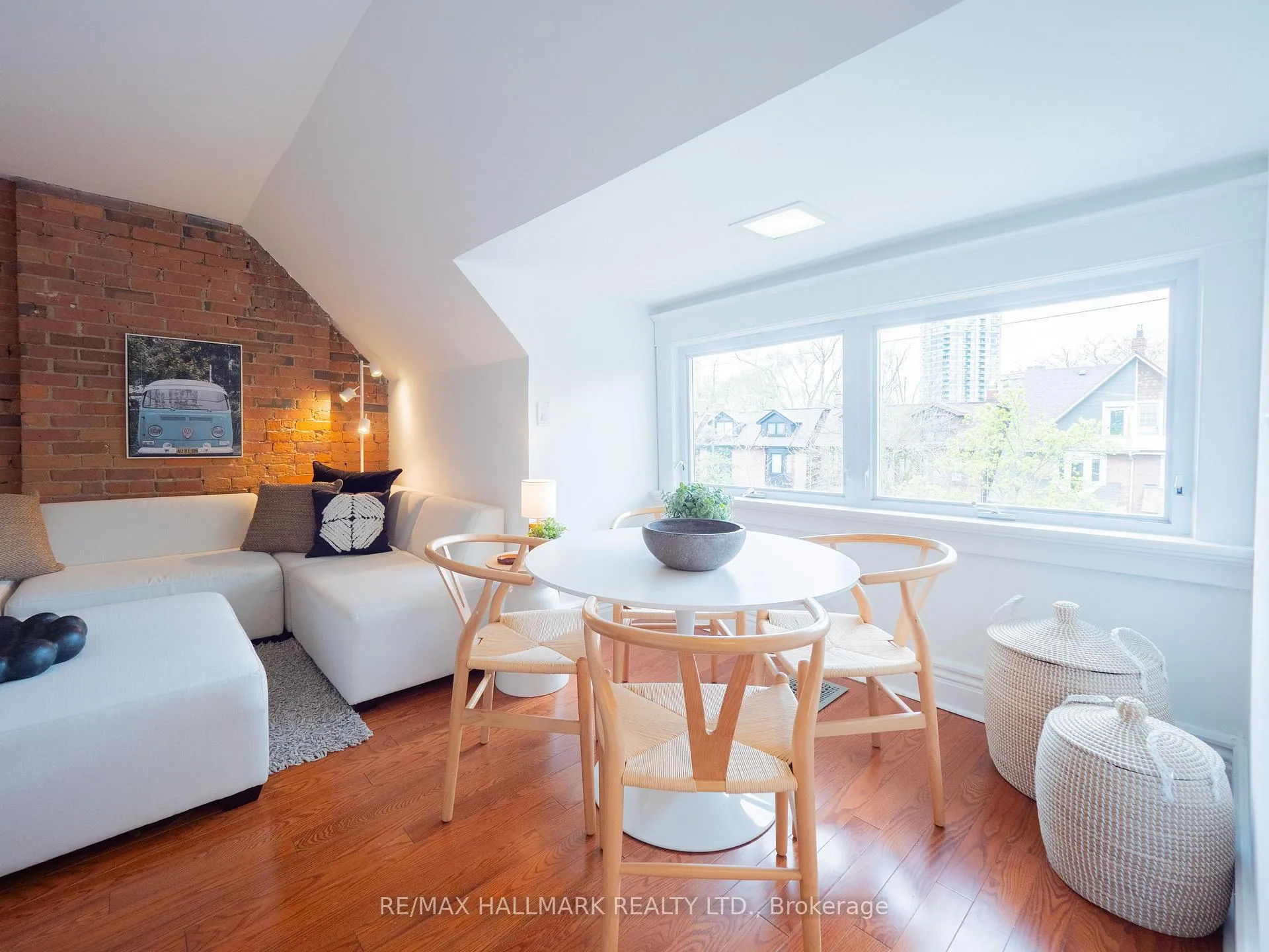 Photo 36 of 49 Fulton Avenue, Toronto, Playter Estates-Danforth — HOMEH