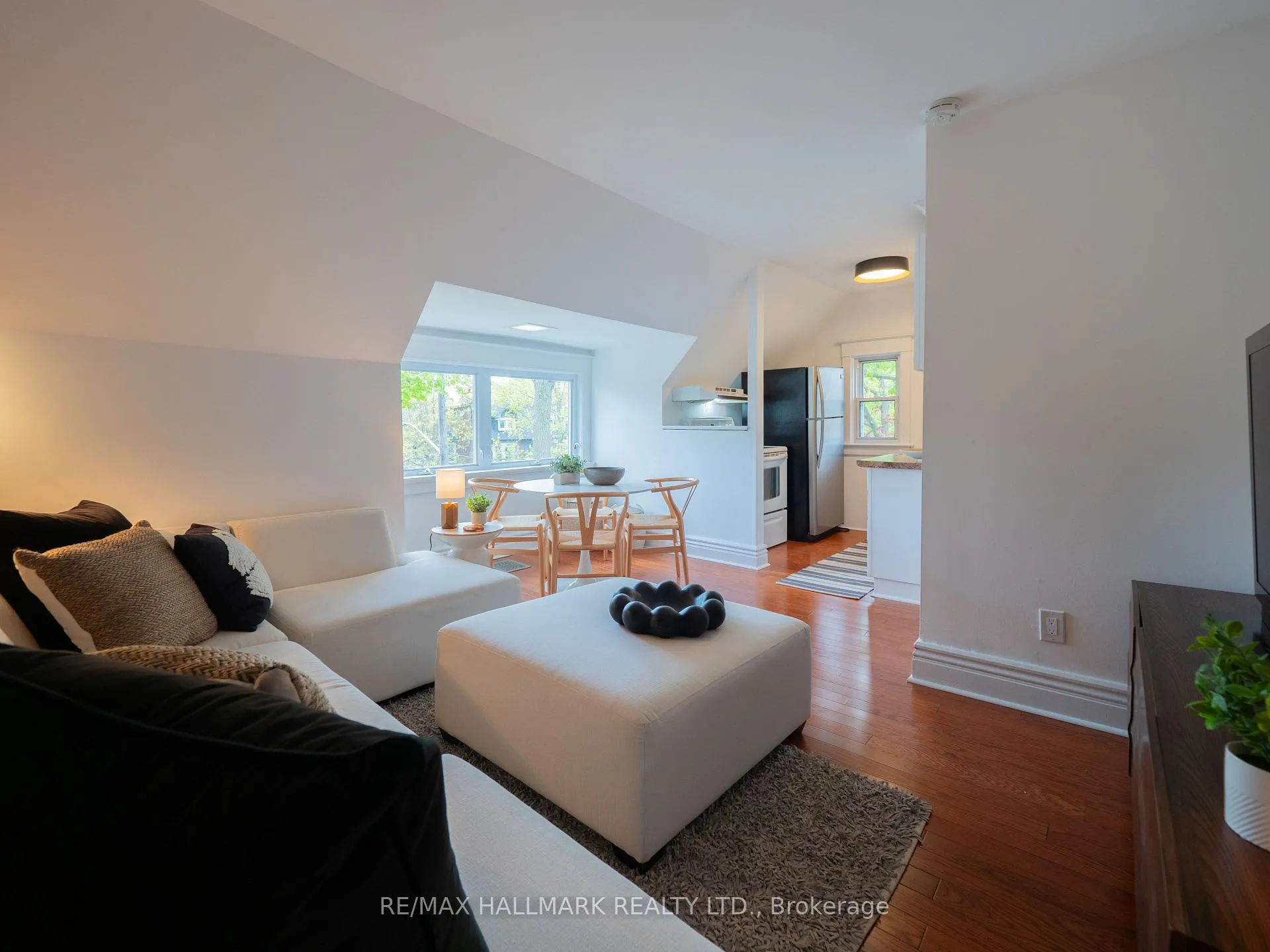 Photo 40 of 49 Fulton Avenue, Toronto, Playter Estates-Danforth — HOMEH