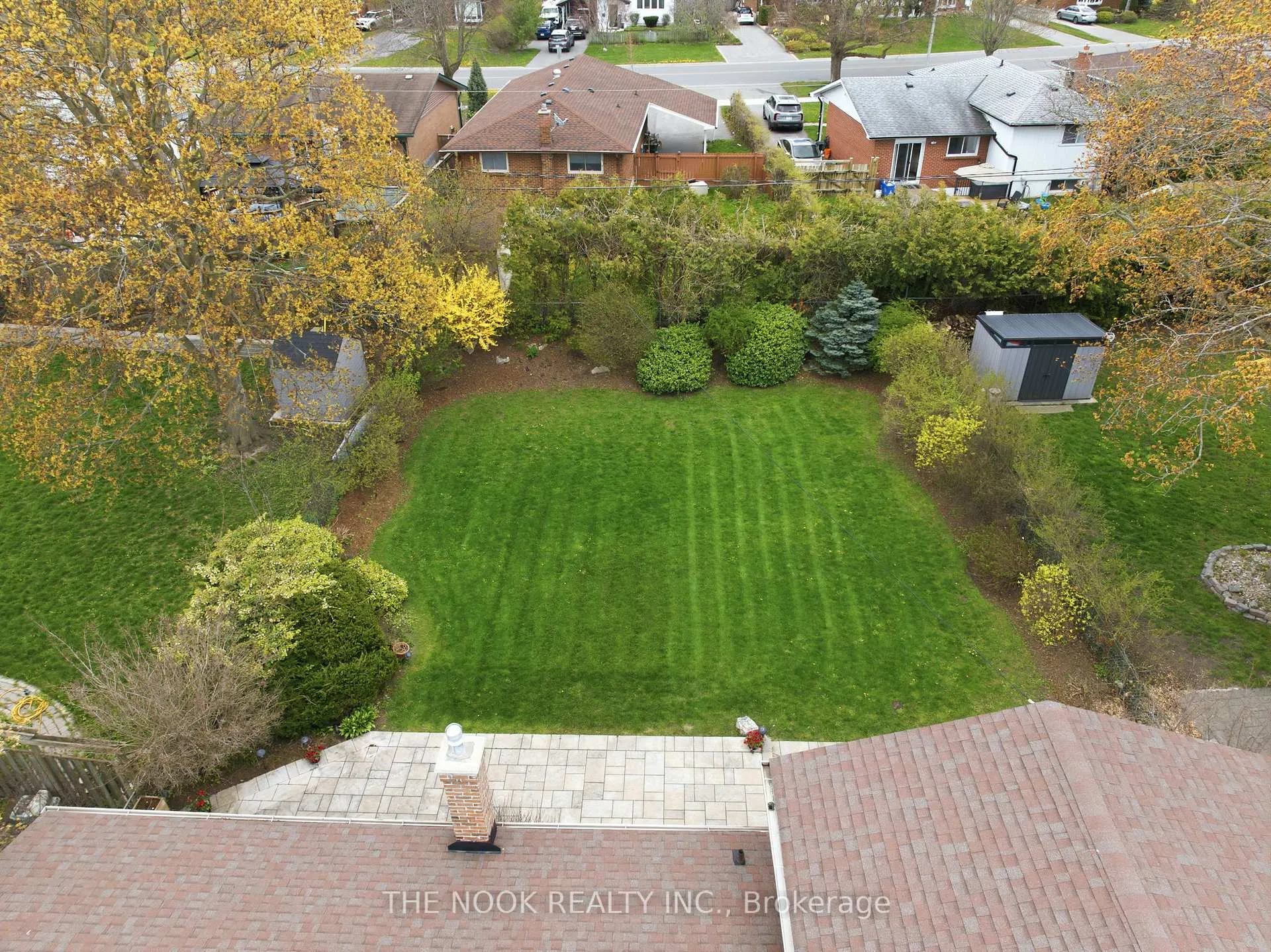 Photo 32 of 13 Lambard Crescent, Ajax, South East — HOMEH