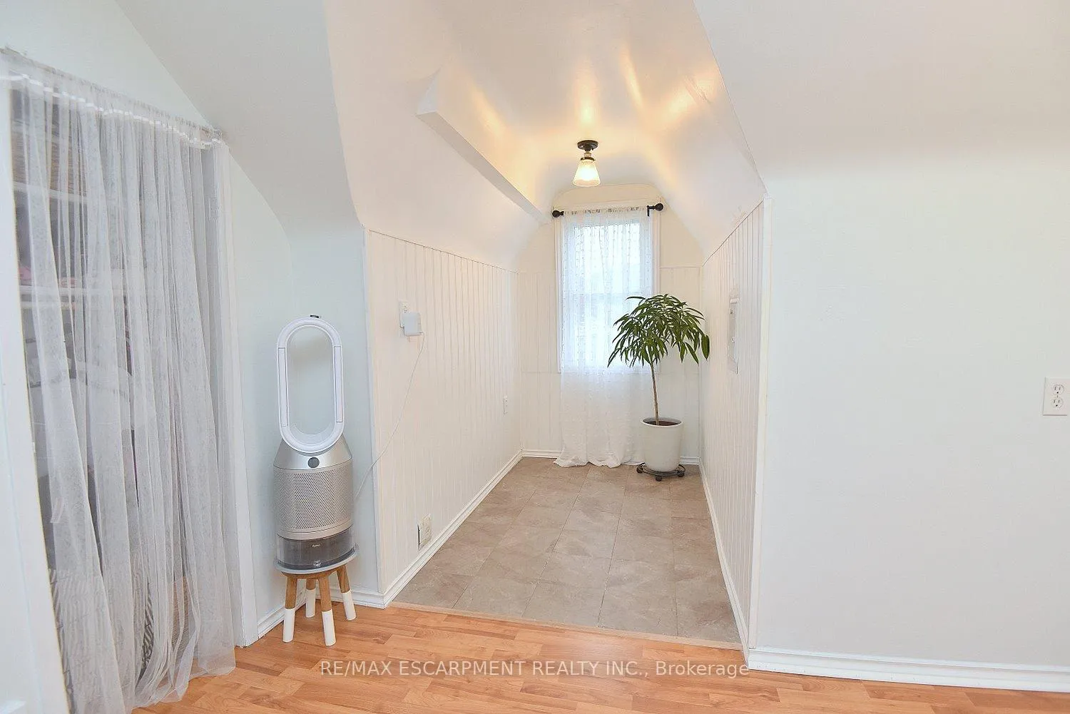 Photo 21 of 45 Dunkirk Drive, Hamilton, Rosedale — HOMEH