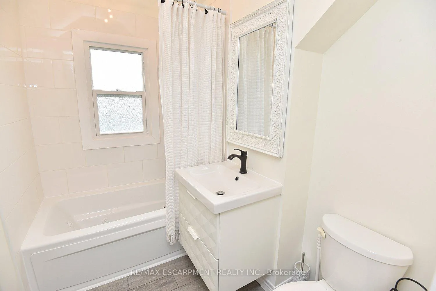 Photo 22 of 45 Dunkirk Drive, Hamilton, Rosedale — HOMEH