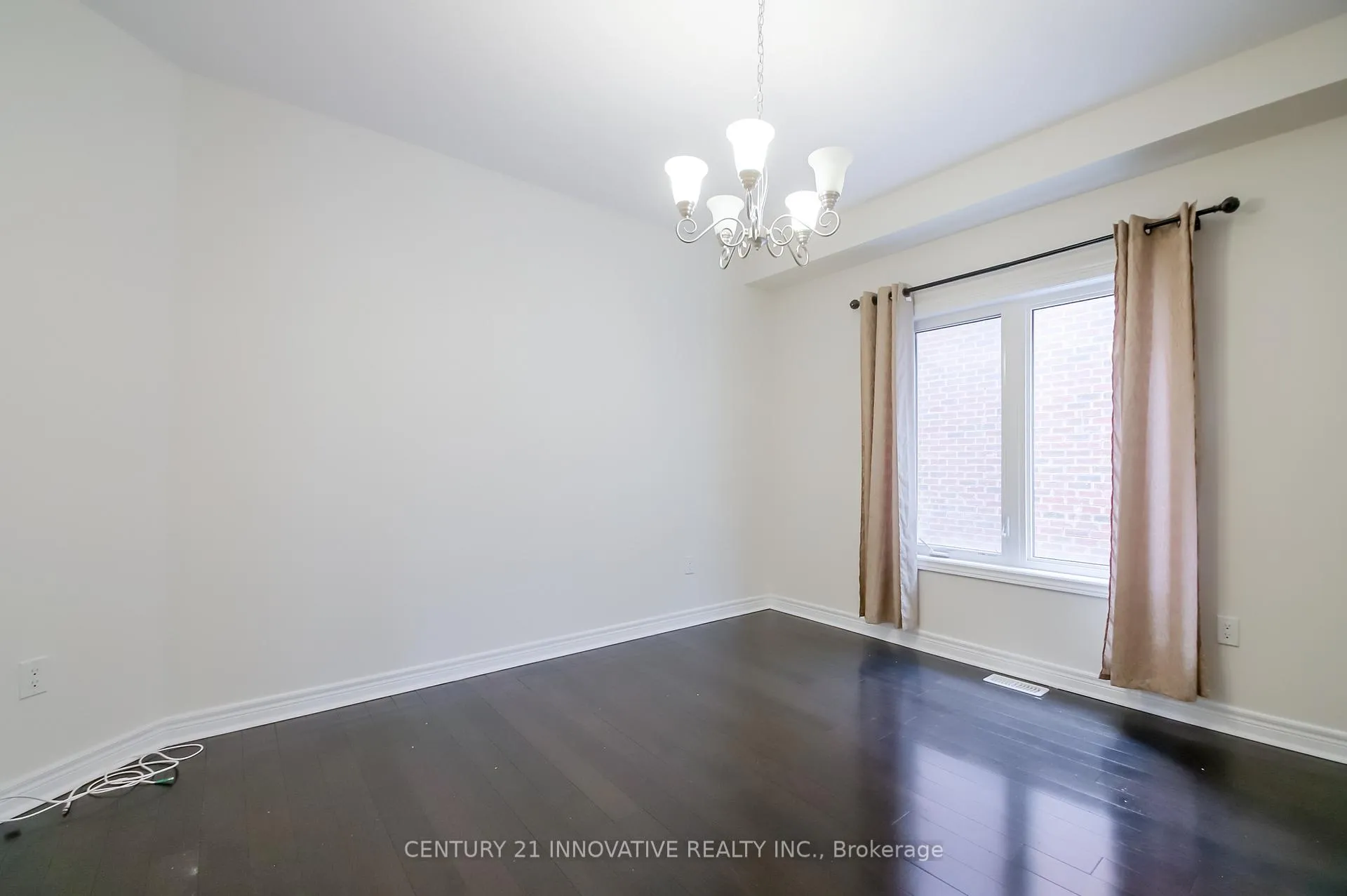 Photo 10 of 1096 Greenhill Avenue, Oshawa, Windfields — HOMEH