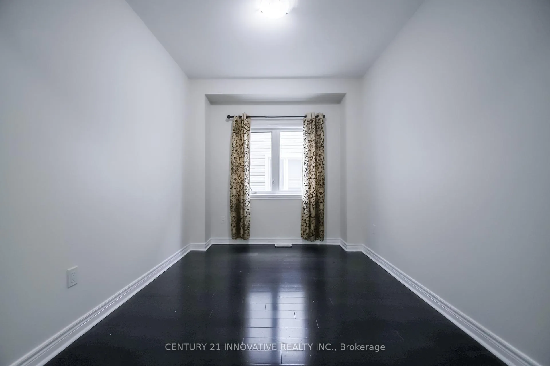 Photo 13 of 1096 Greenhill Avenue, Oshawa, Windfields — HOMEH