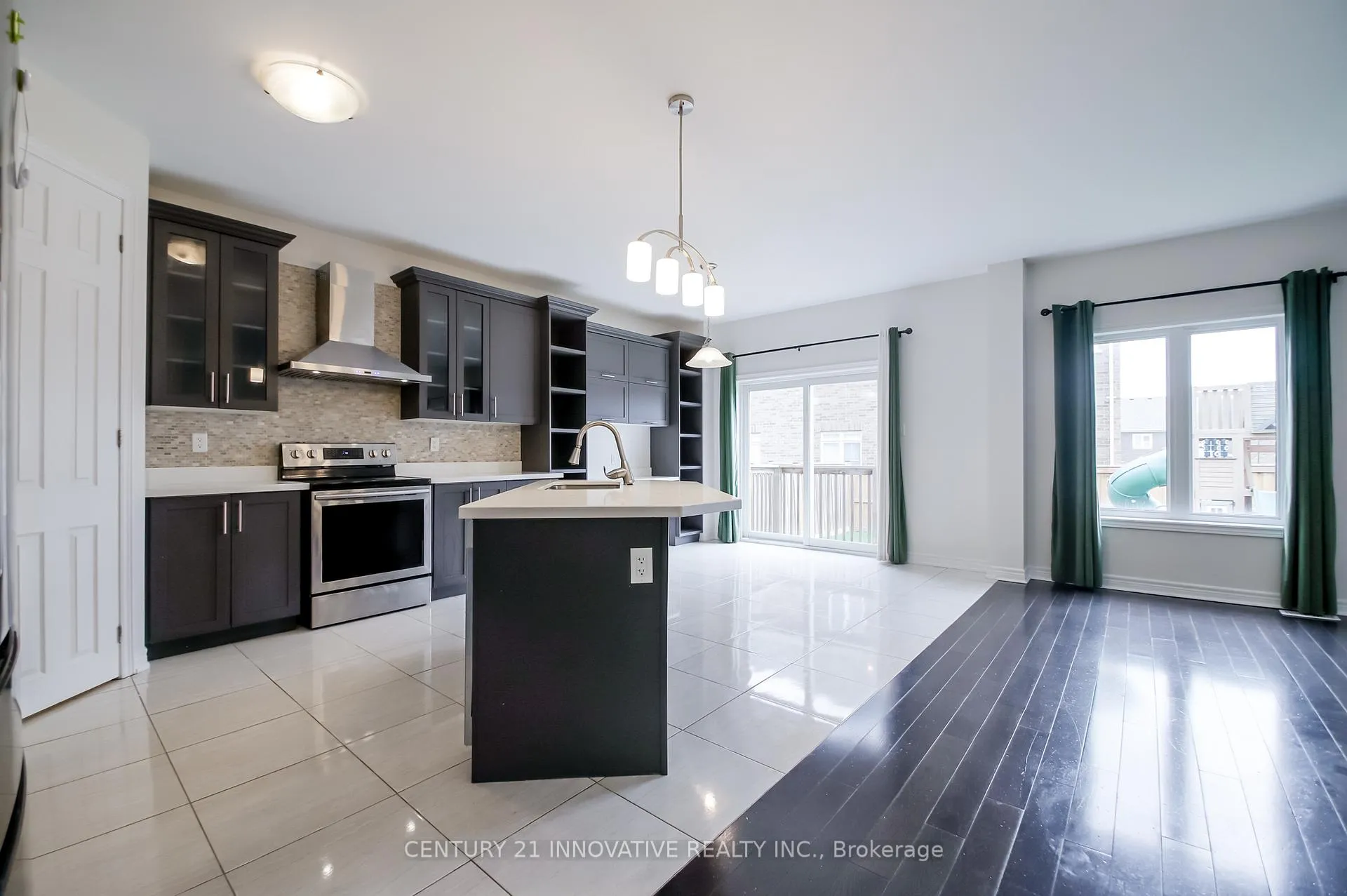 Photo 14 of 1096 Greenhill Avenue, Oshawa, Windfields — HOMEH