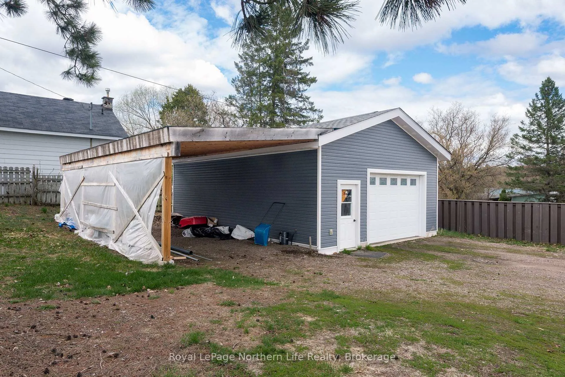 Photo 8 of 781 Brydges Street, Mattawa — HOMEH