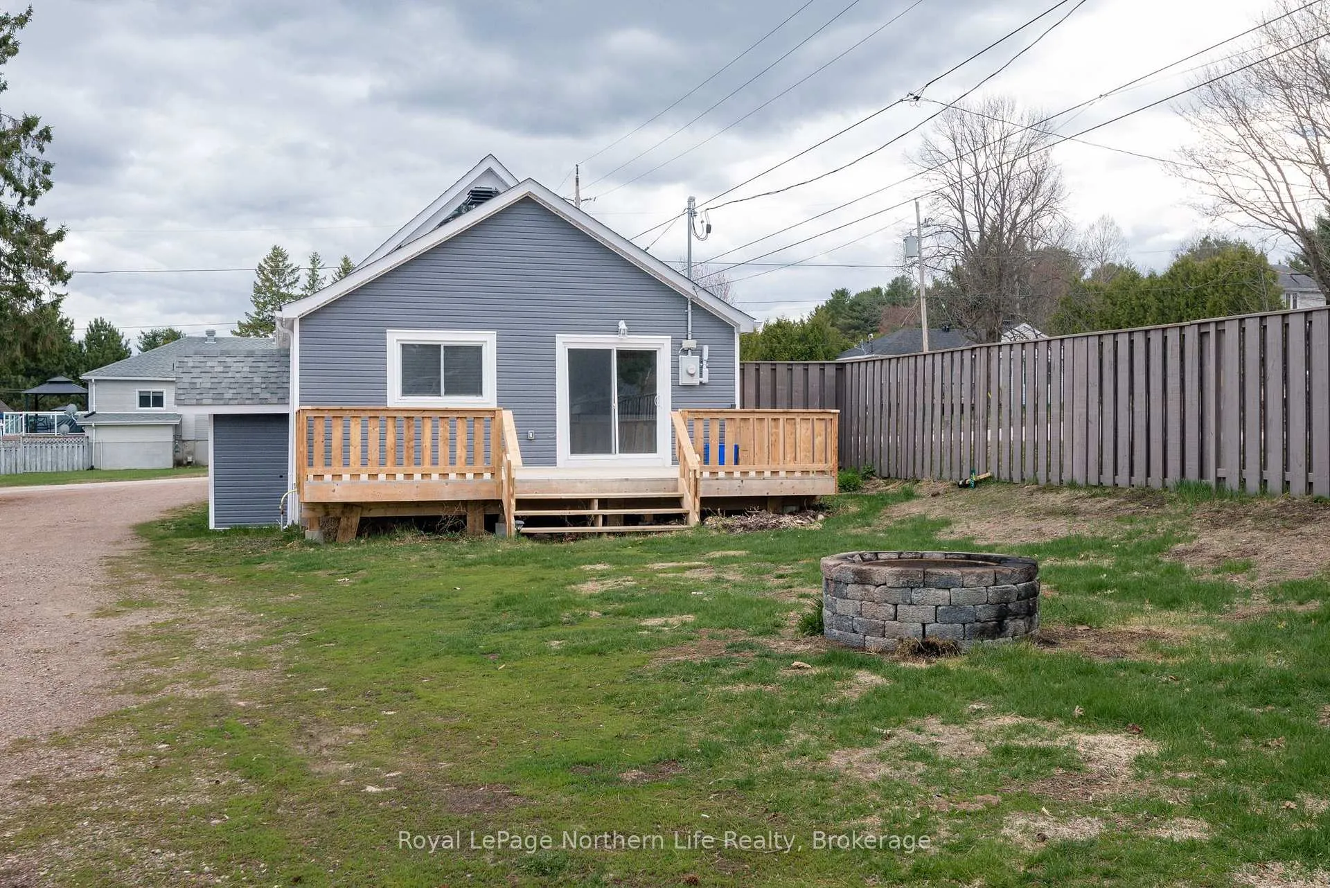 Photo 9 of 781 Brydges Street, Mattawa — HOMEH