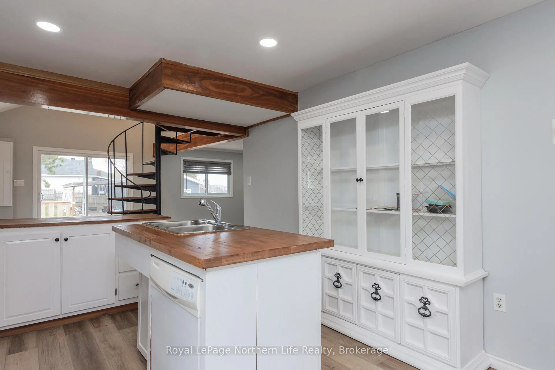 Photo 13 of 781 Brydges Street, Mattawa — HOMEH