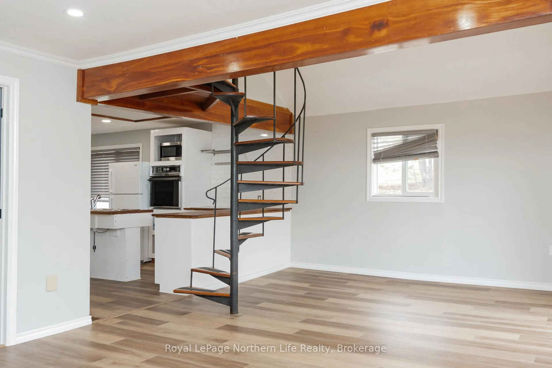 Photo 21 of 781 Brydges Street, Mattawa — HOMEH