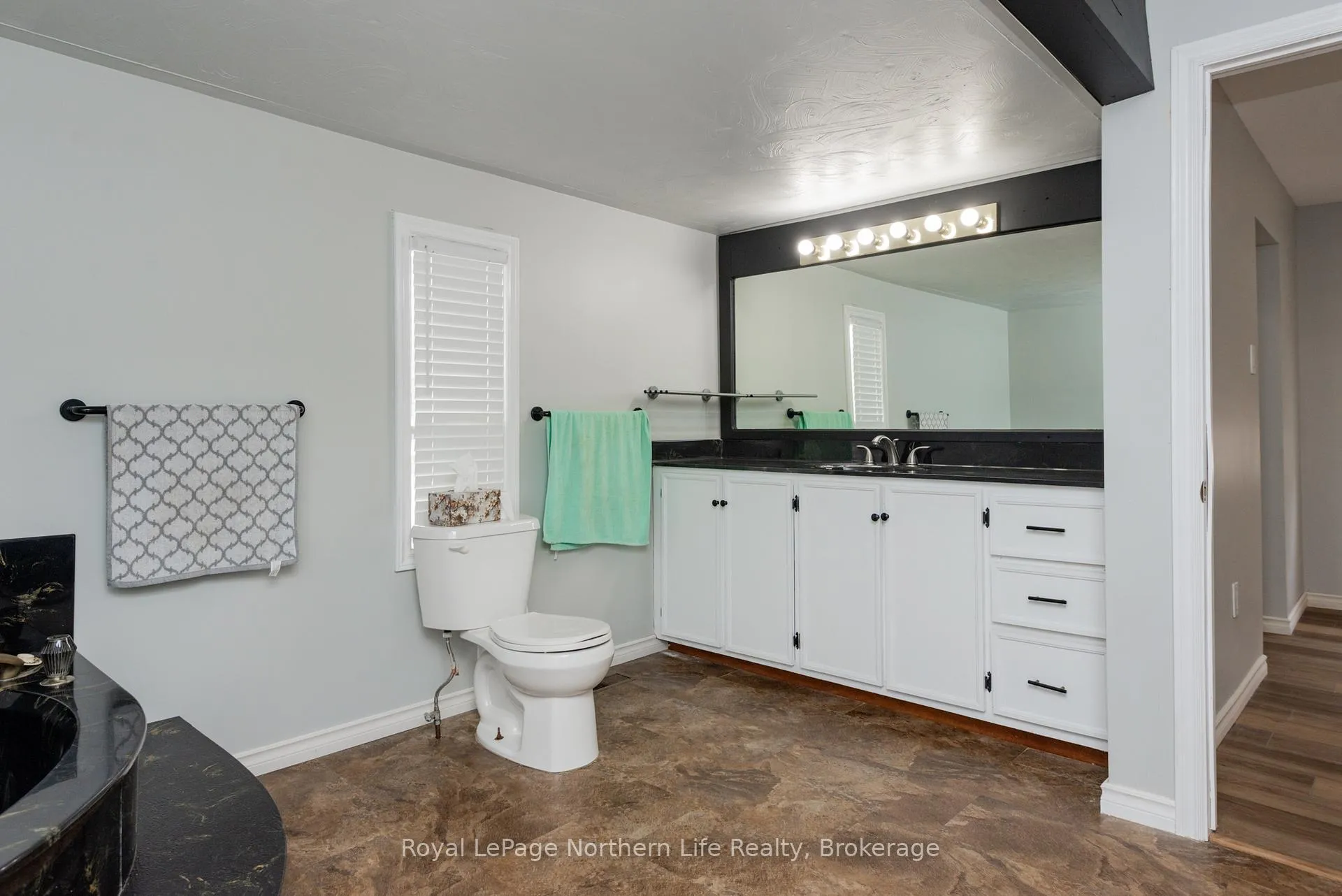 Photo 32 of 781 Brydges Street, Mattawa — HOMEH