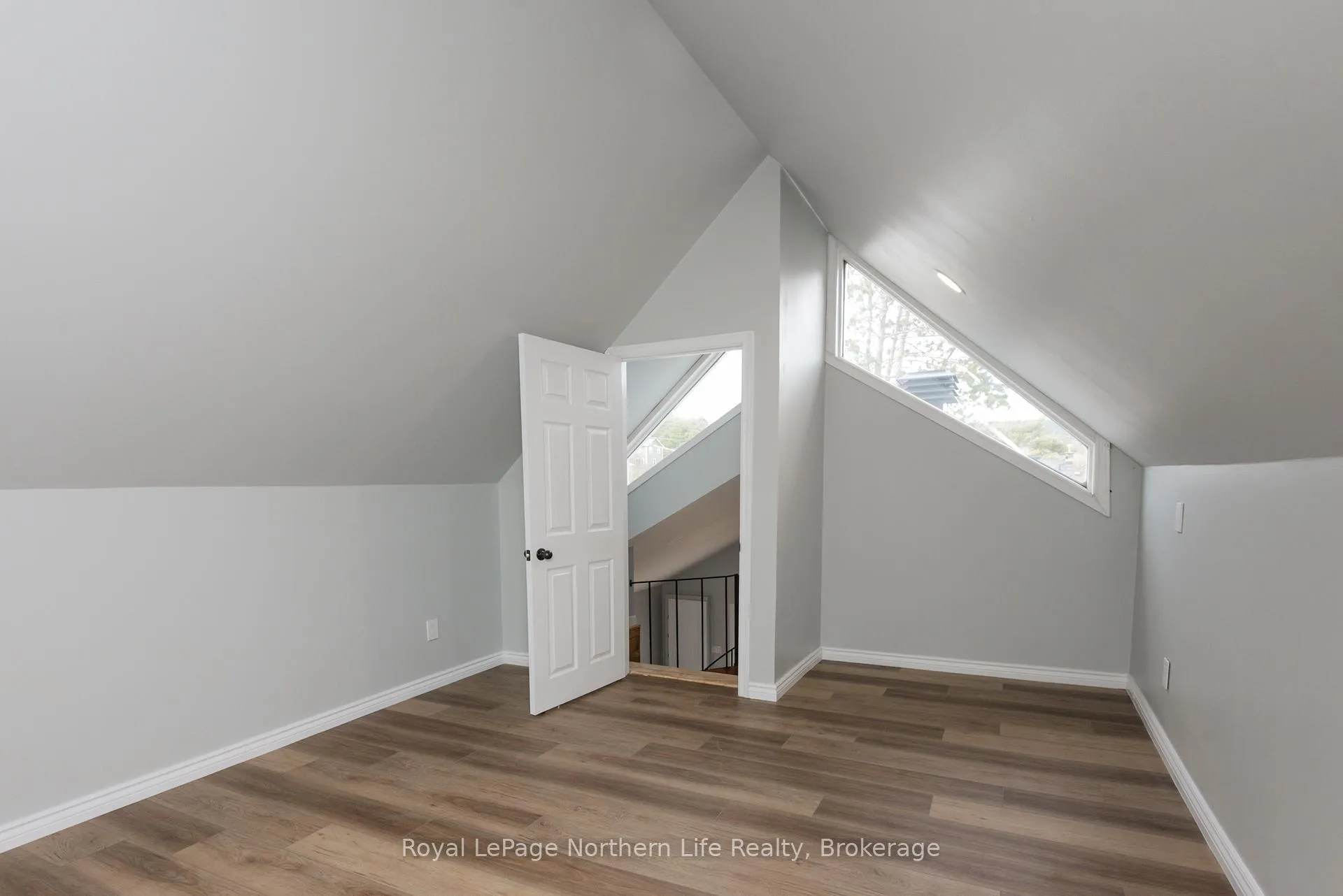 Photo 36 of 781 Brydges Street, Mattawa — HOMEH