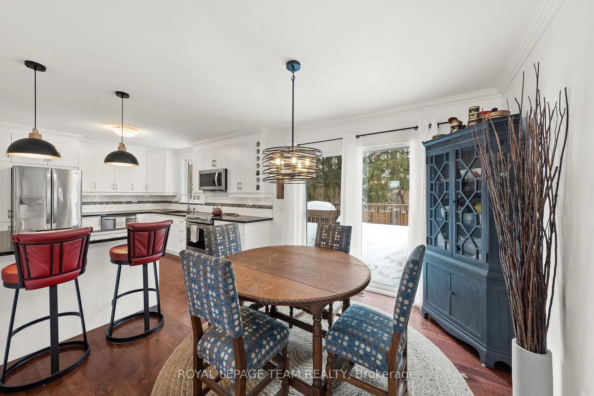 Photo 16 of 28 Maplehill Way, Ottawa, Manotick Village & Manotick Estates — HOMEH