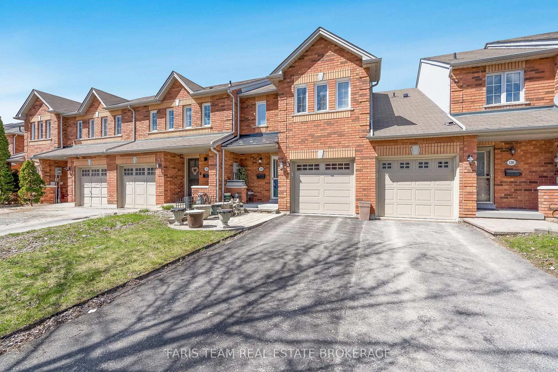 Photo 3 of 128 Holgate Street, Barrie, Allandale — HOMEH
