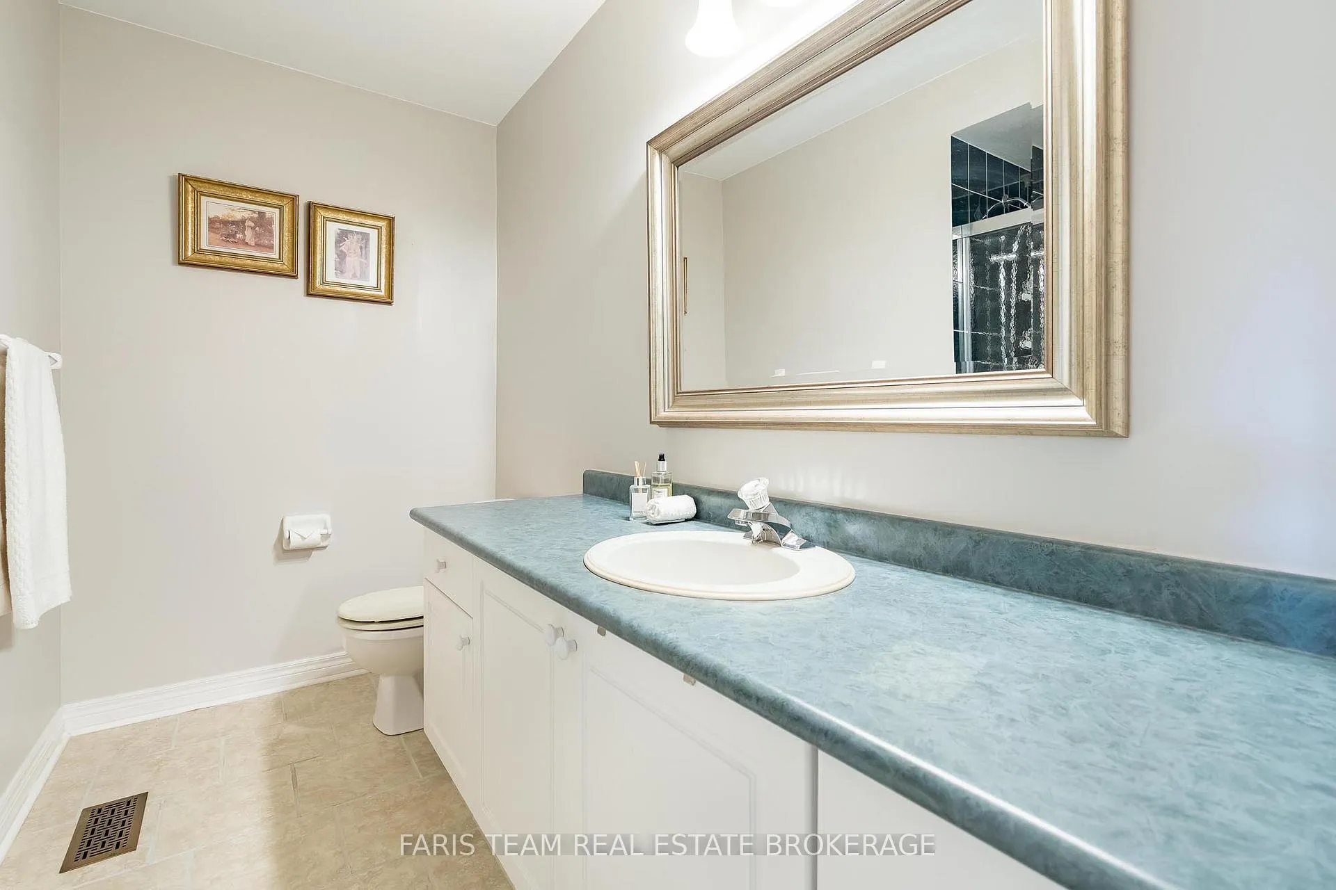 Photo 27 of 128 Holgate Street, Barrie, Allandale — HOMEH