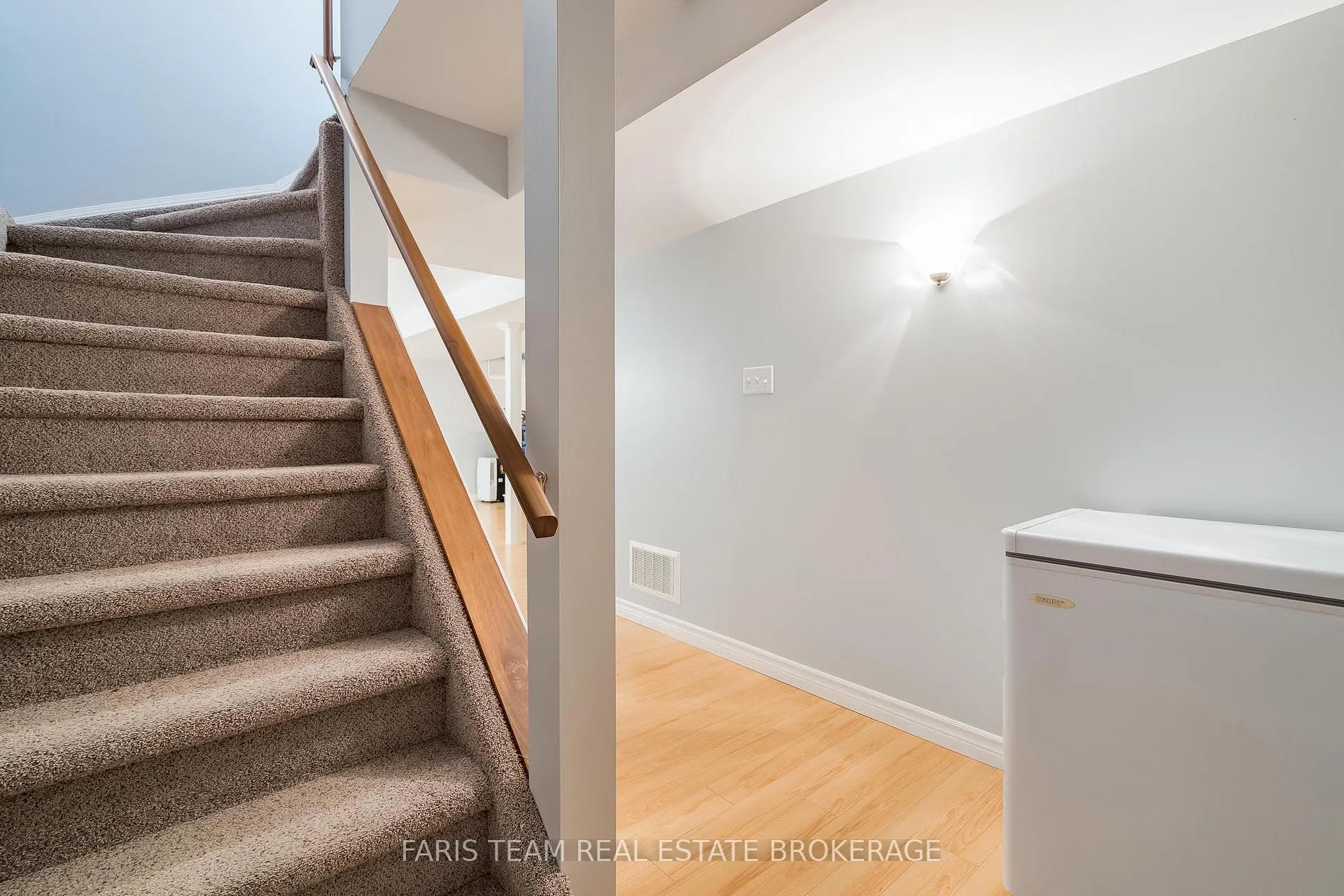 Photo 30 of 128 Holgate Street, Barrie, Allandale — HOMEH