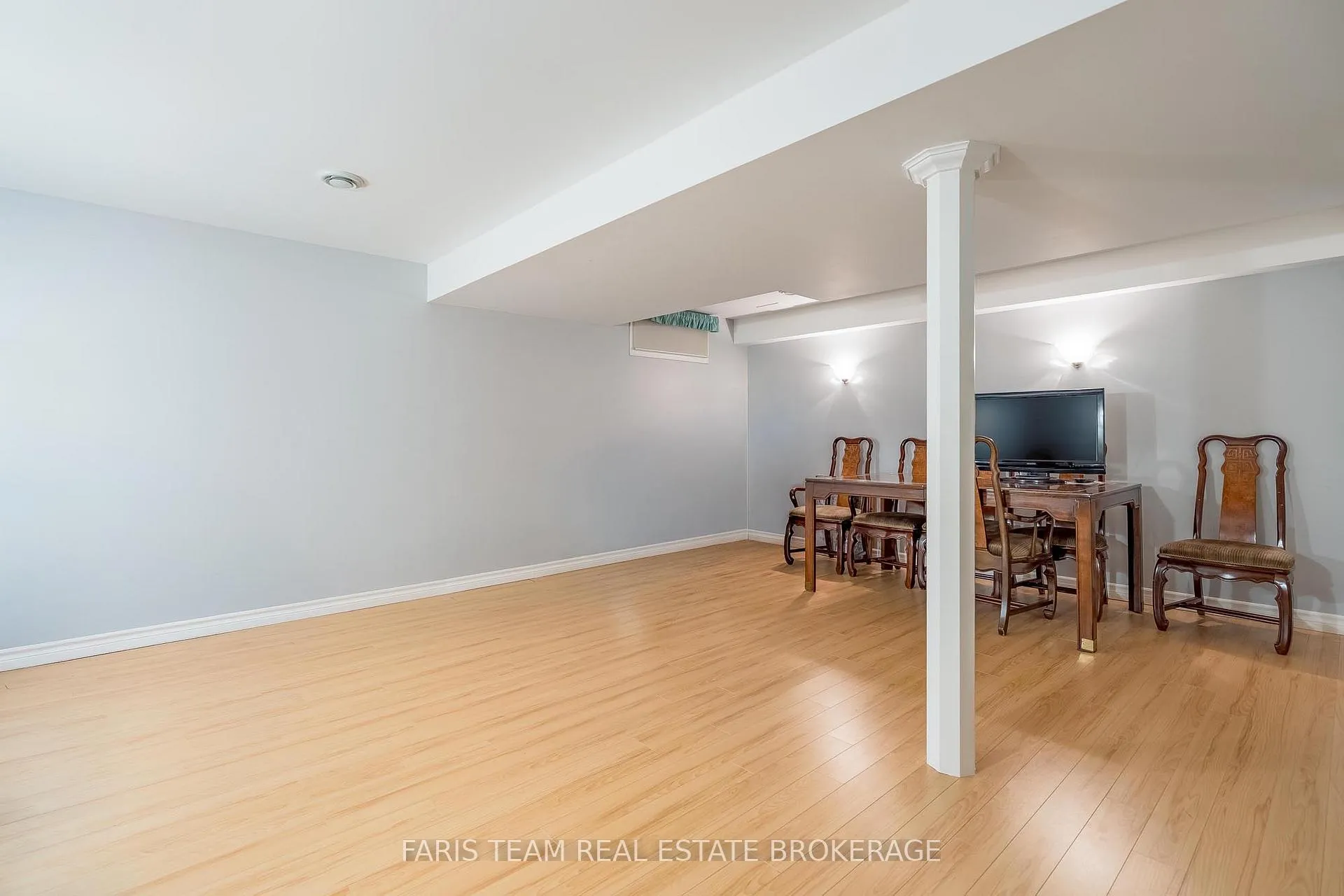Photo 33 of 128 Holgate Street, Barrie, Allandale — HOMEH