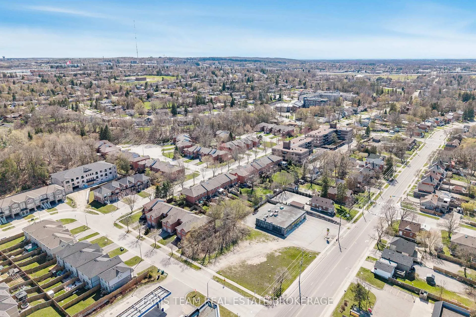 Photo 45 of 128 Holgate Street, Barrie, Allandale — HOMEH