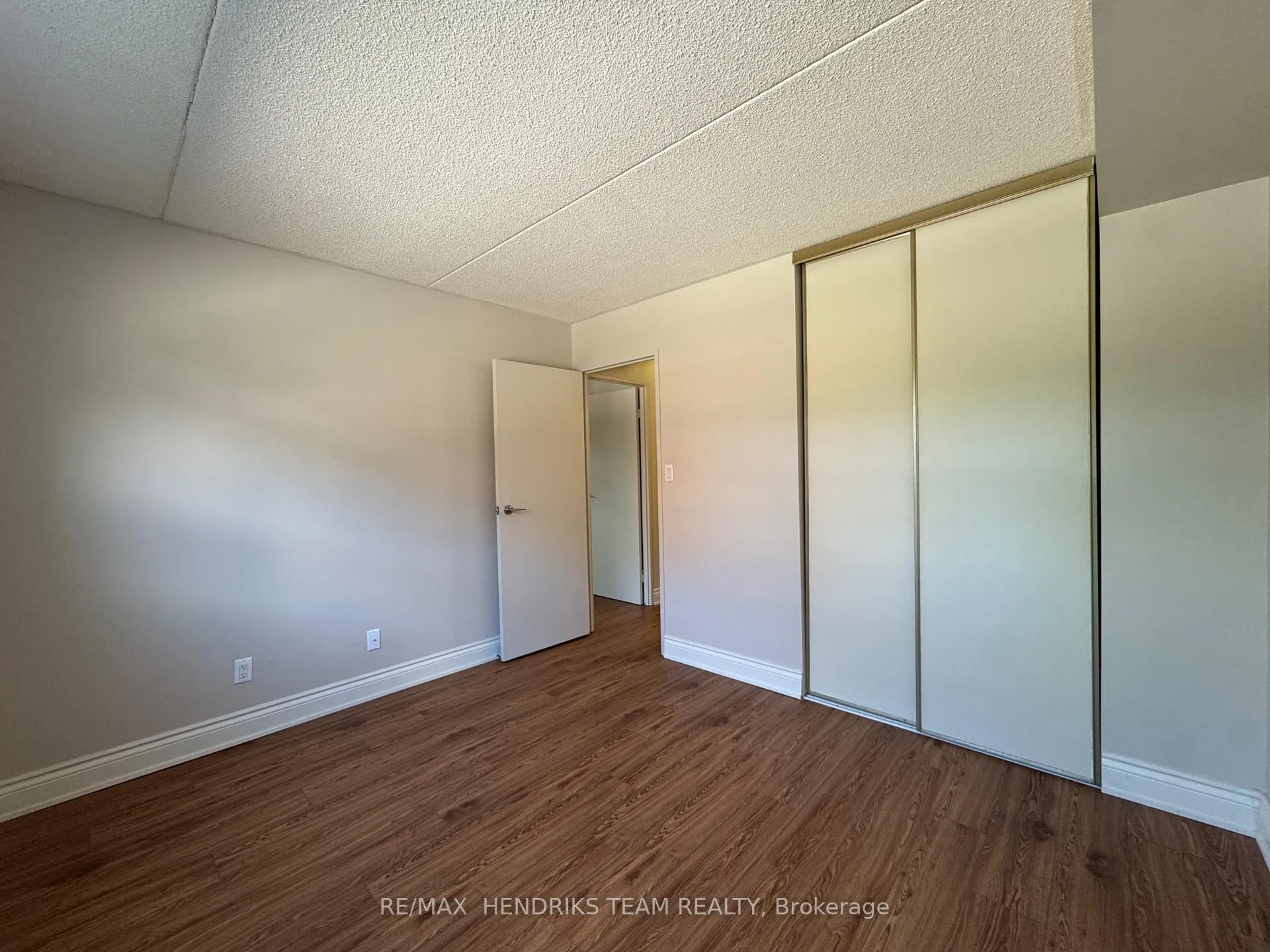 Photo 11 of Unit 111, 16 Capner Street, St. Catharines, Oakdale — HOMEH