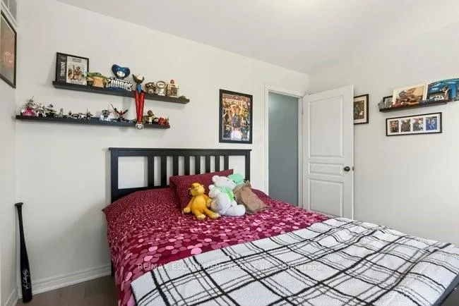 Photo 35 of 39 Durksen Drive, St. Catharines, Downtown — HOMEH