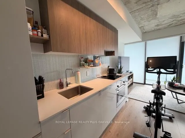 Photo 11 of Unit 1201, 161 Roehampton Avenue, Toronto, Mount Pleasant West — HOMEH