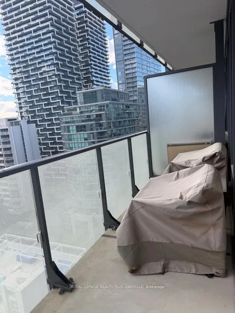 Photo 14 of Unit 1201, 161 Roehampton Avenue, Toronto, Mount Pleasant West — HOMEH