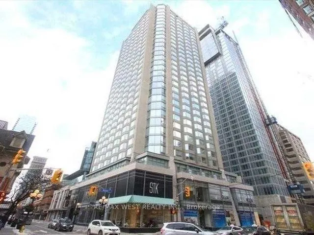 Front of Unit 1209, 155 Yorkville Avenue