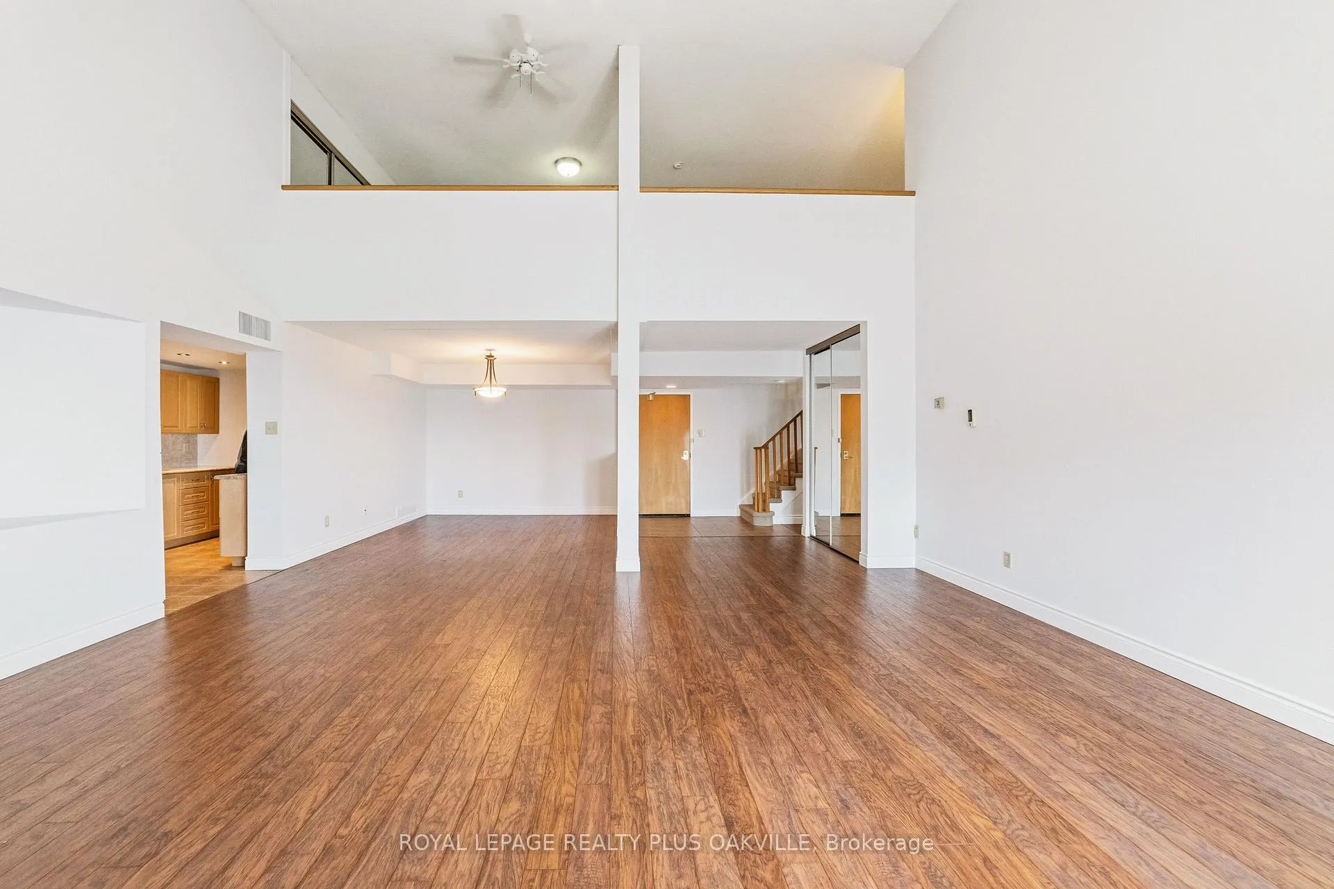 Photo 14 of Unit 404, 100 Bronte Road, Oakville, Bronte — HOMEH