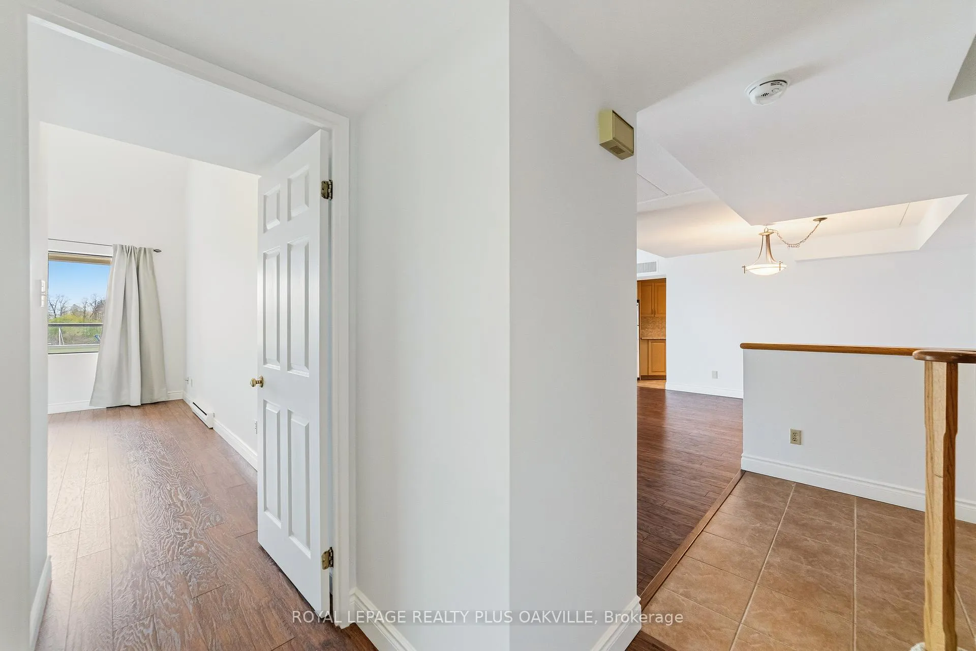 Photo 22 of Unit 404, 100 Bronte Road, Oakville, Bronte — HOMEH