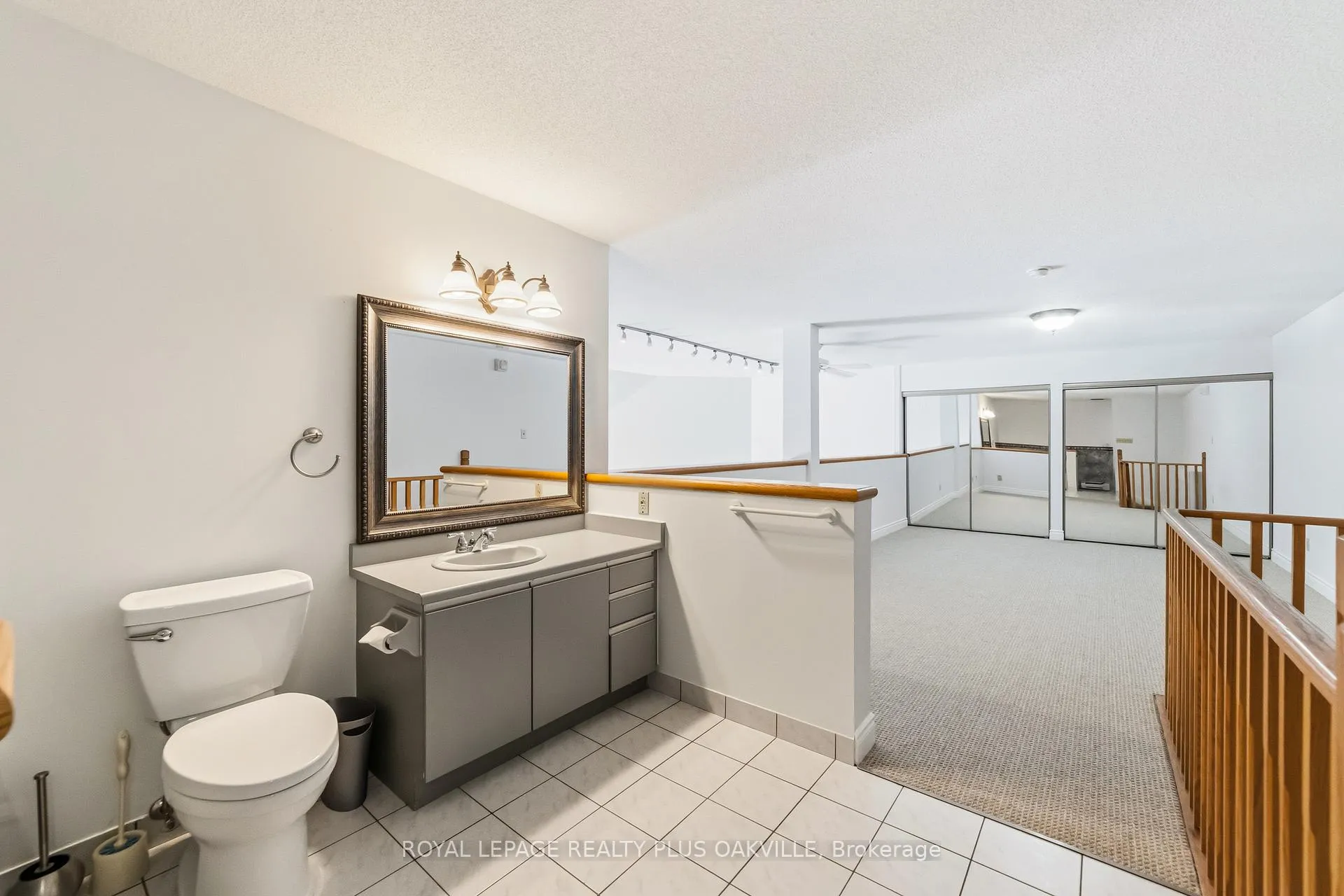 Photo 24 of Unit 404, 100 Bronte Road, Oakville, Bronte — HOMEH
