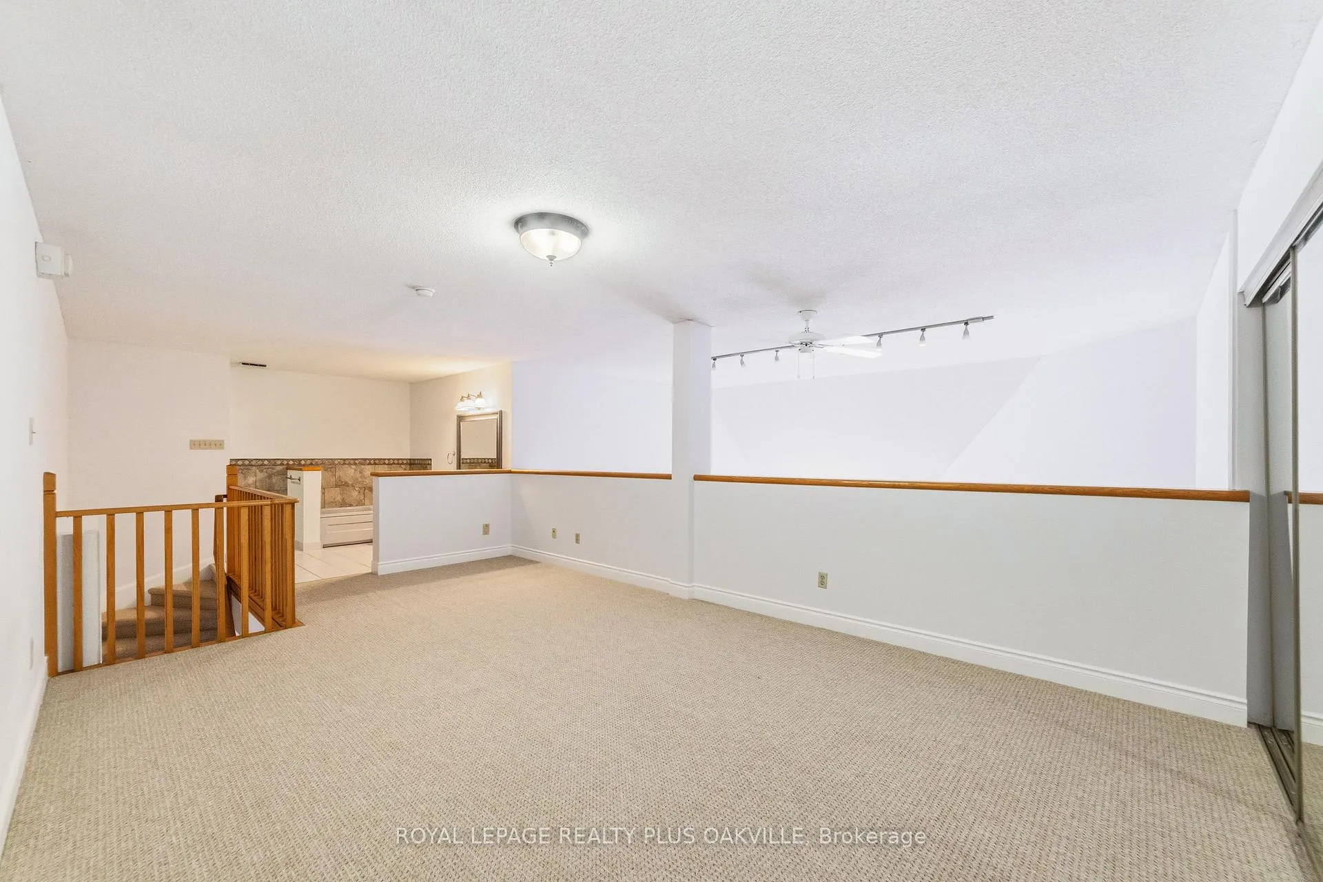 Photo 29 of Unit 404, 100 Bronte Road, Oakville, Bronte — HOMEH