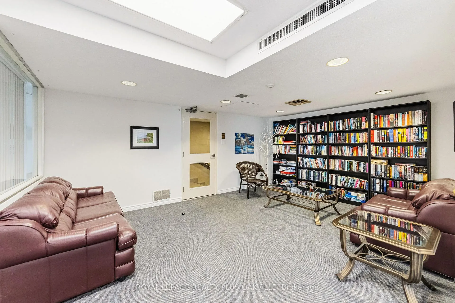 Photo 32 of Unit 404, 100 Bronte Road, Oakville, Bronte — HOMEH