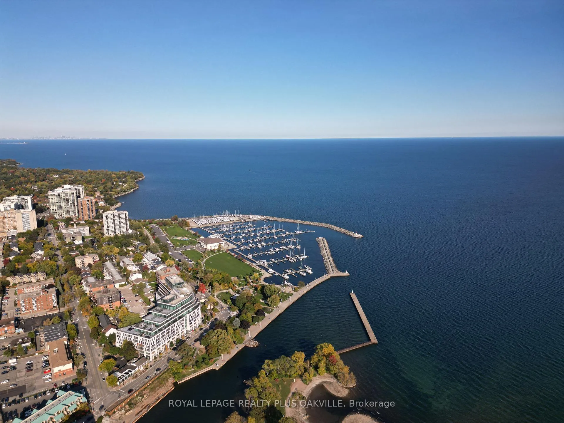 Photo 35 of Unit 404, 100 Bronte Road, Oakville, Bronte — HOMEH
