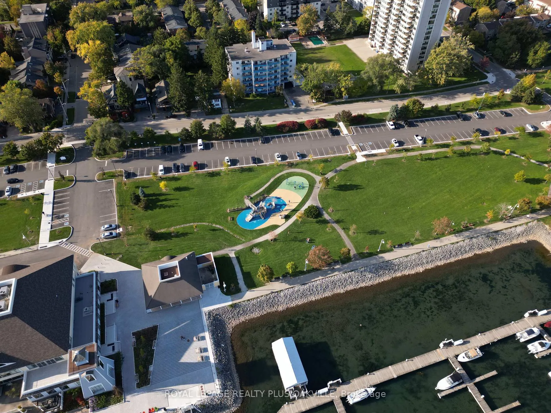 Photo 39 of Unit 404, 100 Bronte Road, Oakville, Bronte — HOMEH