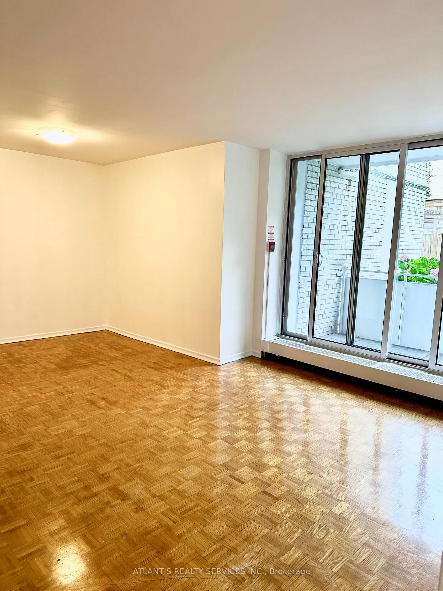 Photo 4 of Unit 110, 80 Montclair Avenue, Toronto, Forest Hill South — HOMEH
