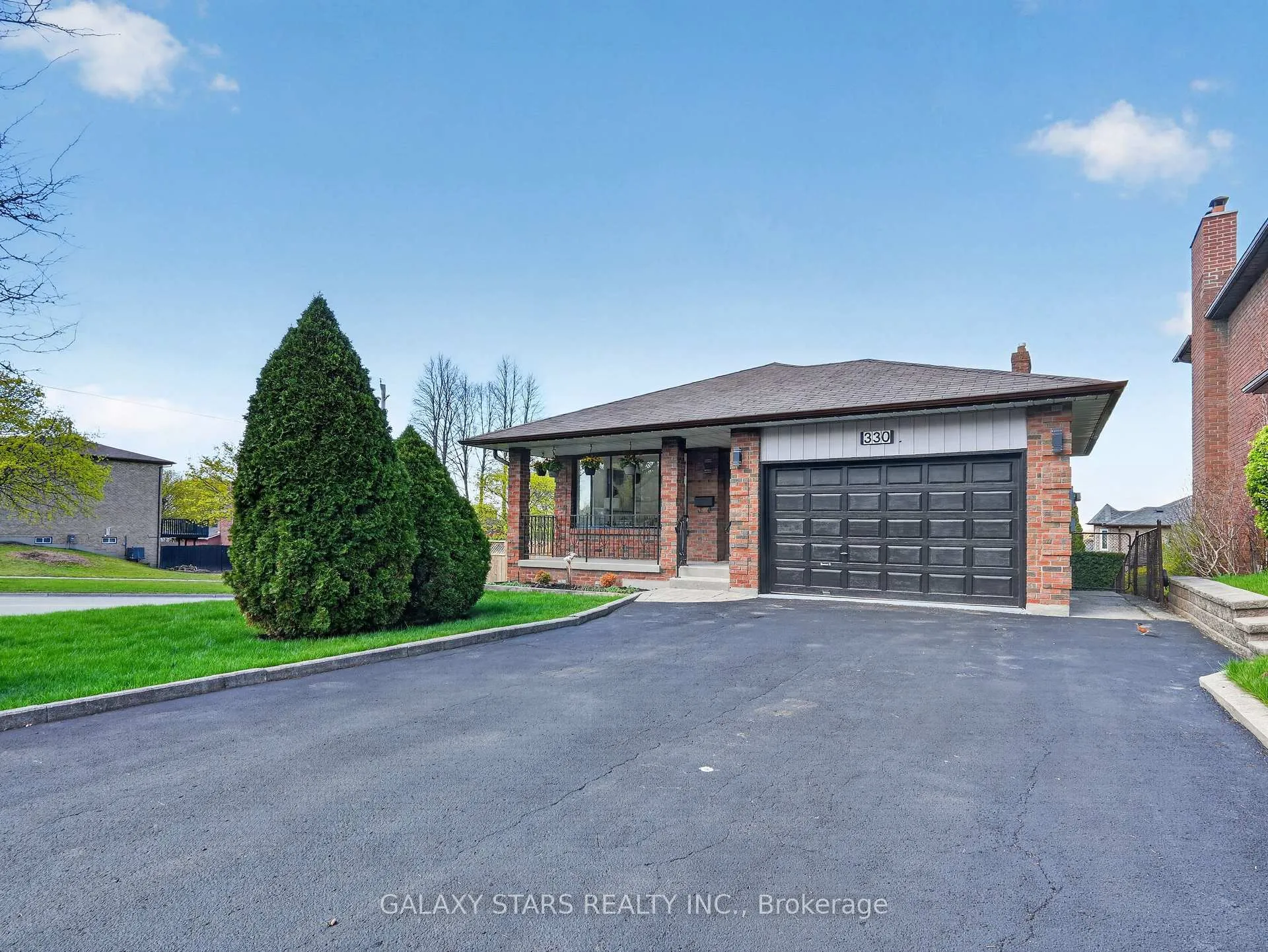Photo 8 of 330 Cumberland Court, Oshawa, Donevan — HOMEH