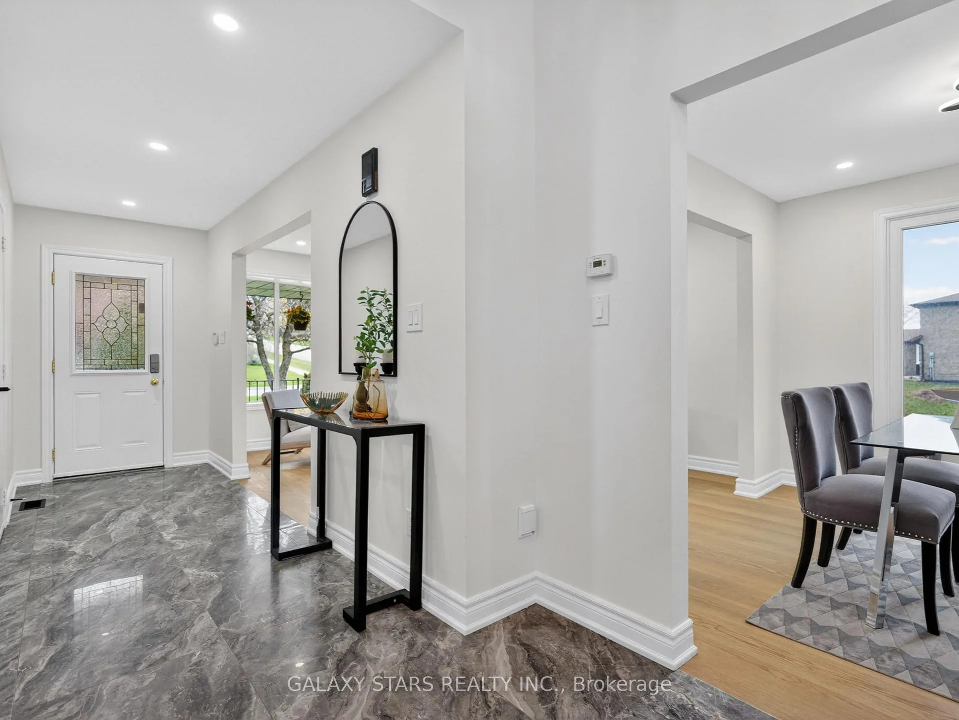 Photo 15 of 330 Cumberland Court, Oshawa, Donevan — HOMEH